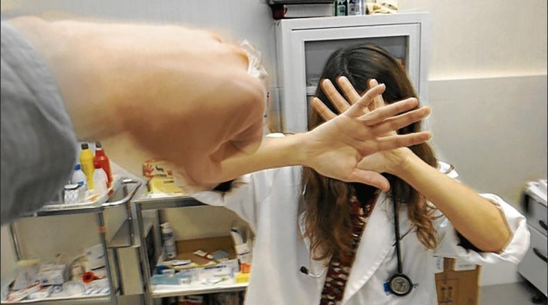 agresion sanitario