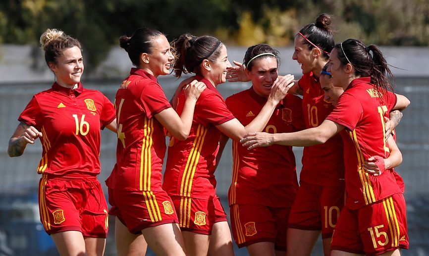 equipo femenina 1rs9380