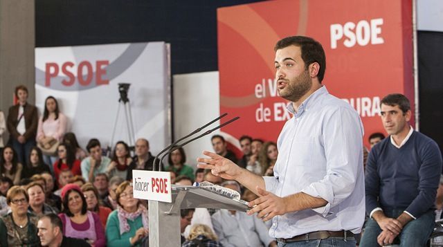 Luis Salaya