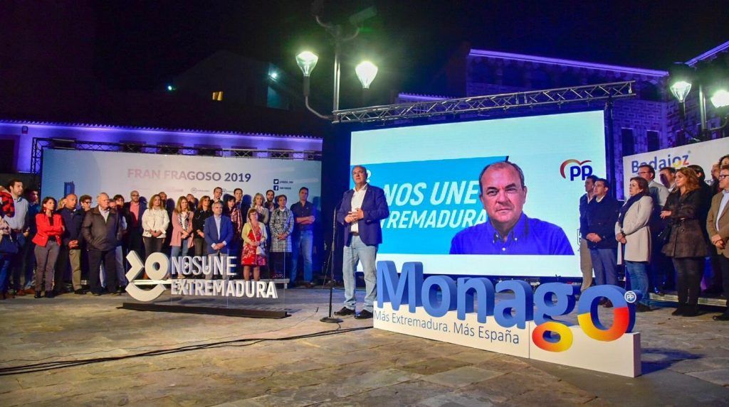 pp pegada de carteles