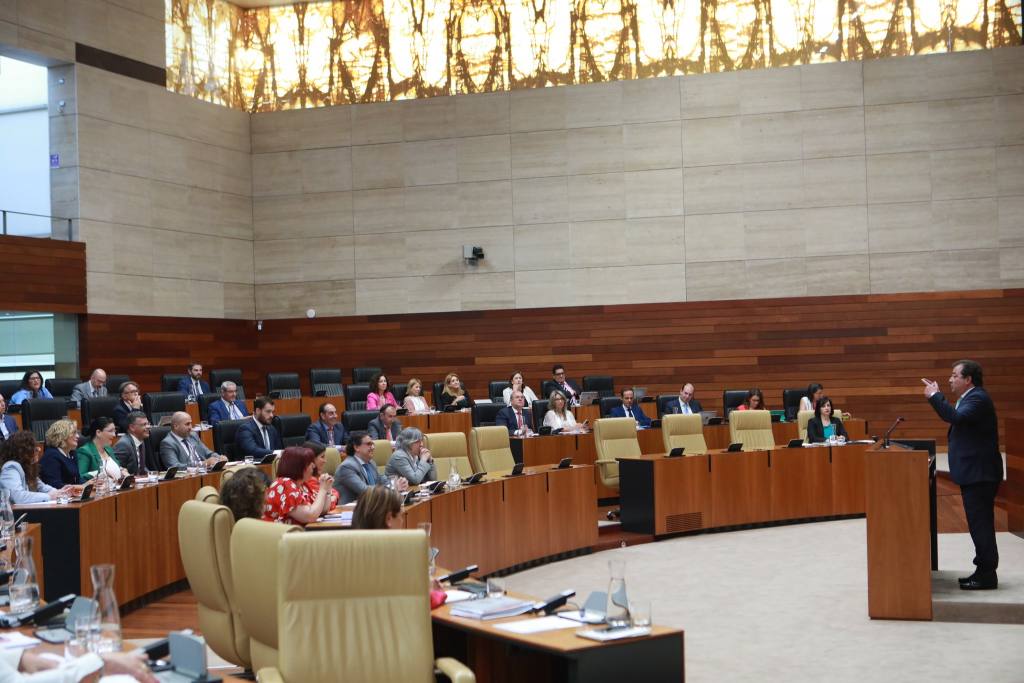 VARA SESION INVESTIDURA 25 DE JUNIO 1
