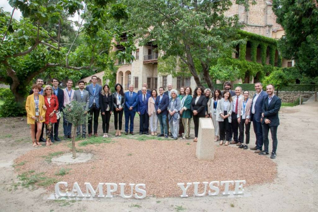 campus yuste