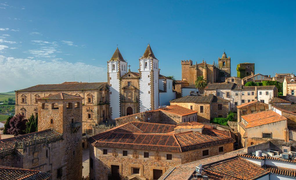 caceres 1