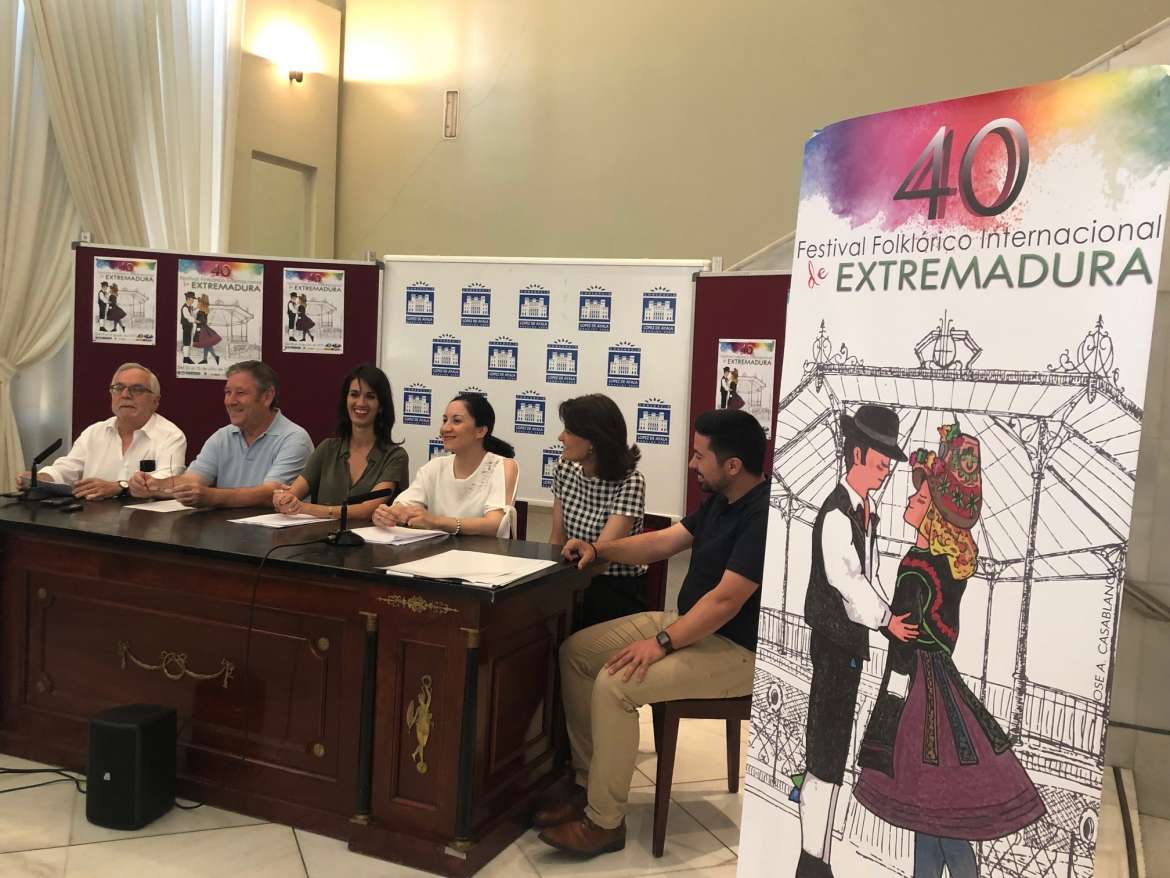 El 40 Festival Folklórico Internacional de Extremadura se celebrará del 10 al 15 de julio próximo