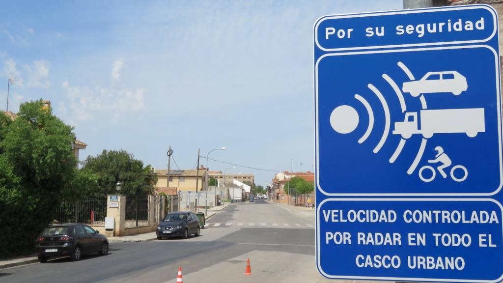 Se han llevado a cabo controles de velocidad en Cáceres para lograr una mayor seguridad en la circulación vial control velocidad