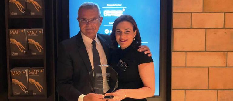 Premio Financial Times Rafael Bonmati y Carmen Perez Andujar p238951 m734186