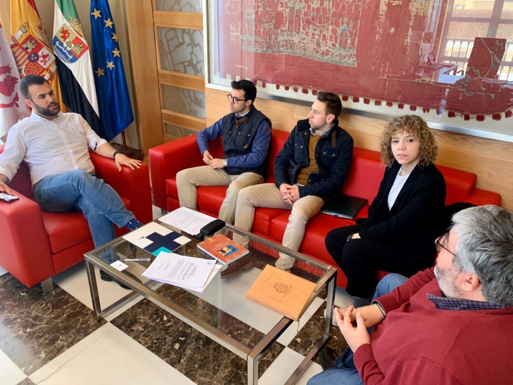 Reunión con la Asicaicón de Jóvenes Cofrades