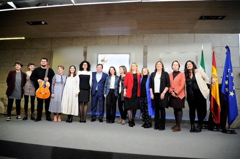 acto mujer