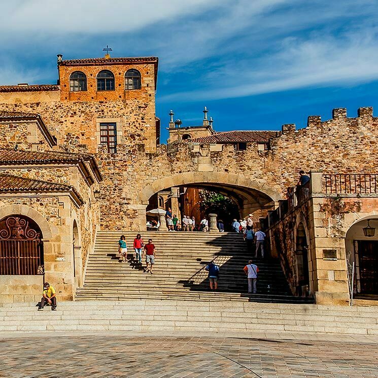 caceres en diez imprescindibles m