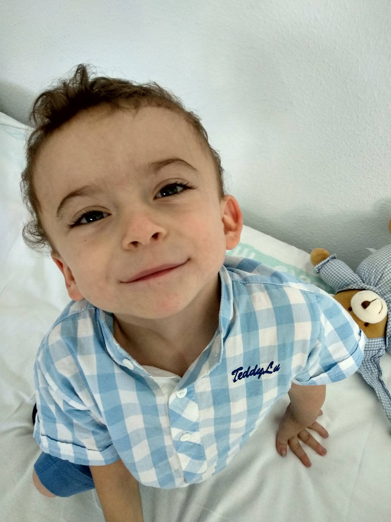 Campaña crowdfunding para las piernas robot de Iker