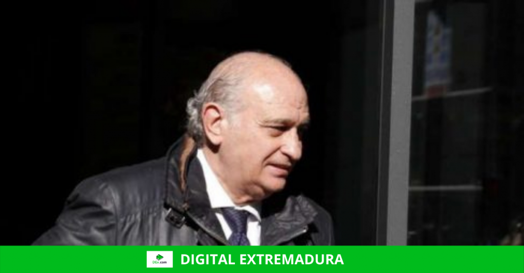 Imputado el exministro Jorge Fernández Díaz por el espionaje a Bárcenas en el caso 'Kitchen' Imputado el exministro Jorge Fernández Díaz por el espionaje a Bárcenas en el caso 'Kitchen'