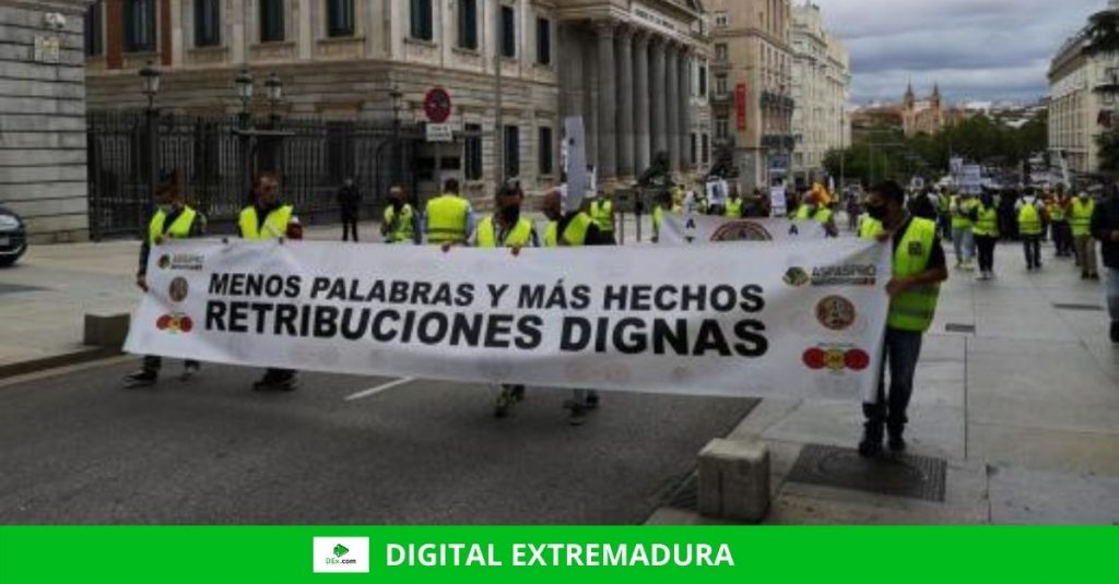 Primera manifestación de militares para exigir al Gobierno unas retribuciones dignas Primera manifestación de militares para exigir al Gobierno unas retribuciones dignas