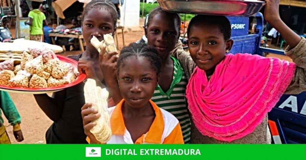 Visitas guiadas en Torrejoncillo (Cáceres) para ´África es nombre de mujer´