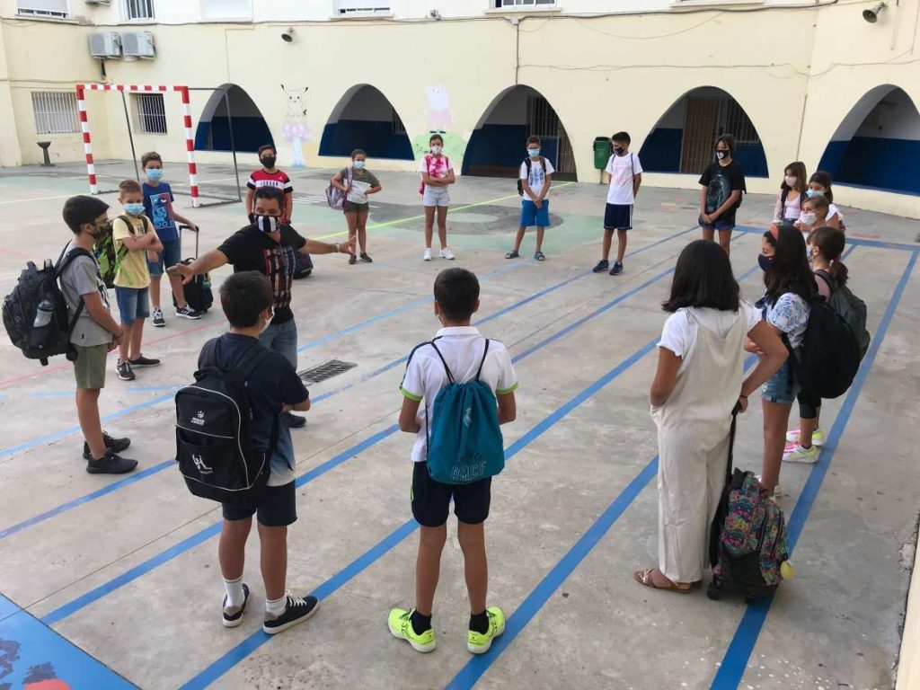 VUELTA A LAS AULAS DE MANERA PAULATINA HASTA OCTUBRE curso escolar pandemia 2