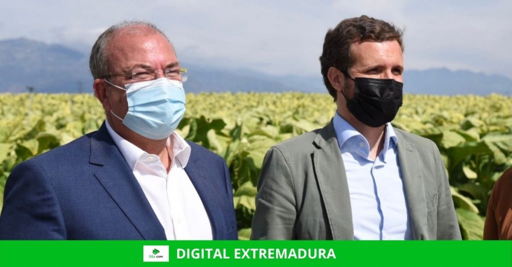Pablo Casado visita Jaraíz de la Vera junto a Monago para conocer in situ los problemas del campo extremeño casado monago