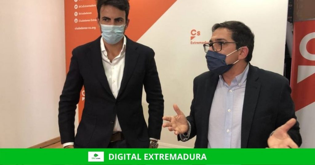 Ciudadanos no descarta la expulsión de los diputados rebeldes con la dirección nacional Ciudadanos no descarta la expulsión de los diputados rebeldes con la dirección nacional