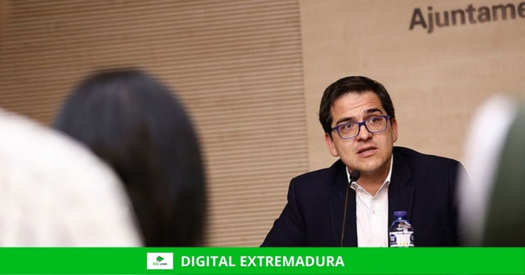 Espejo-Saavedra: “Ciudadanos acepta reconducir la situación siempre que se rectifique y se cumplan los Estatutos” Espejo-Saavedra: “Ciudadanos acepta reconducir la situación siempre que se rectifique y se cumplan los Estatutos”