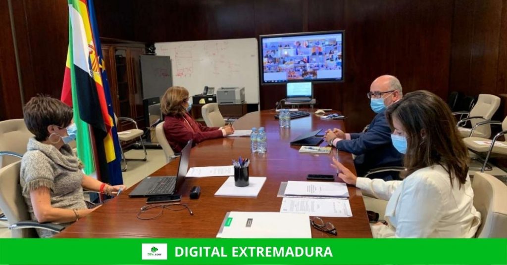 La Junta apoya al Gobierno al suspender las reglas fiscales ante el escenario derivado de la crisis sanitaria La Junta apoya al Gobierno al suspender las reglas fiscales ante el escenario derivado de la crisis sanitaria