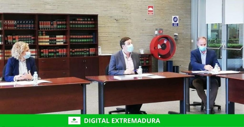 Se contratarán más de 70 maestros para el Programa Proa Plus, de apoyo educativo domiciliario Se contratarán más de 70 maestros para el Programa Proa Plus, de apoyo educativo domiciliario