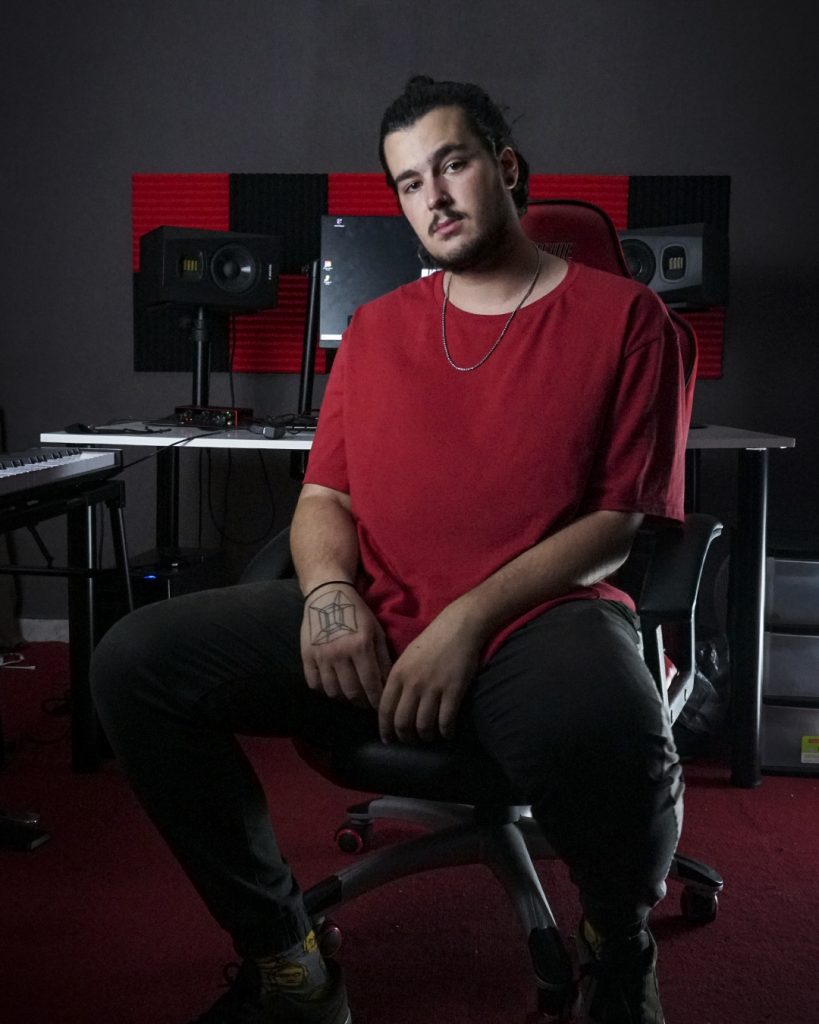 El artista pacense Cepa publica el videoclip El bosque de las libélulas 3