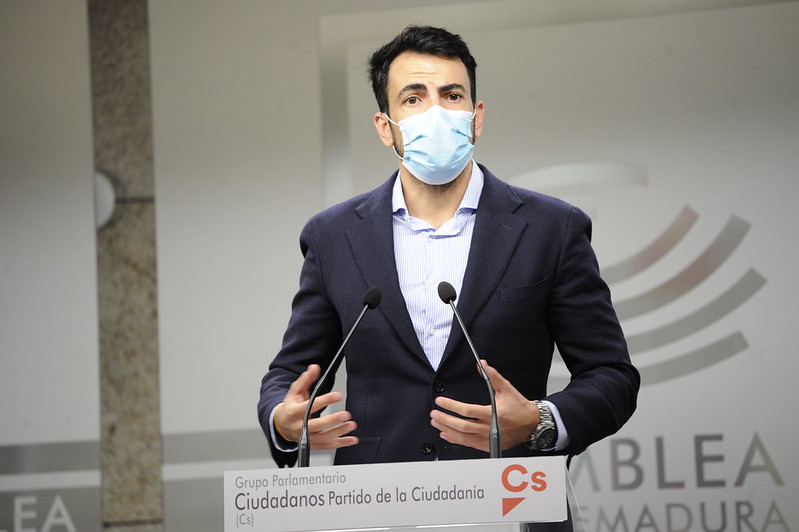 David Salazar mascarilla