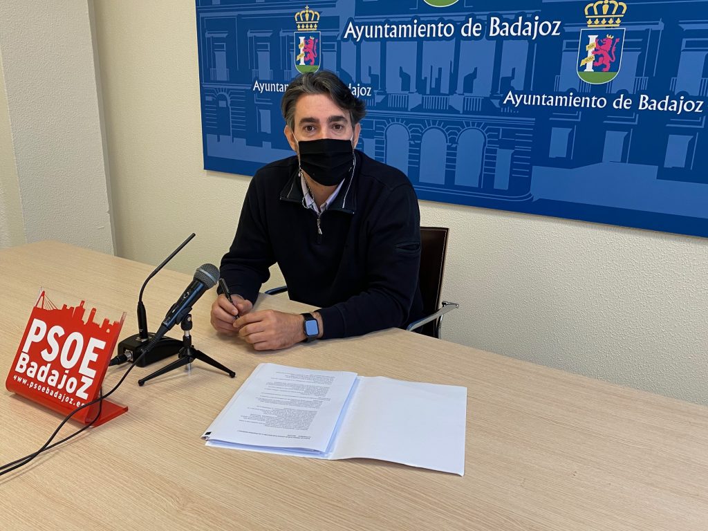 El PSOE de Badajoz afirma que muchas ayudas a empresarios no se concederán por excesivo papeleo LUIS TIRADO VASCO hoy 06.11.2020