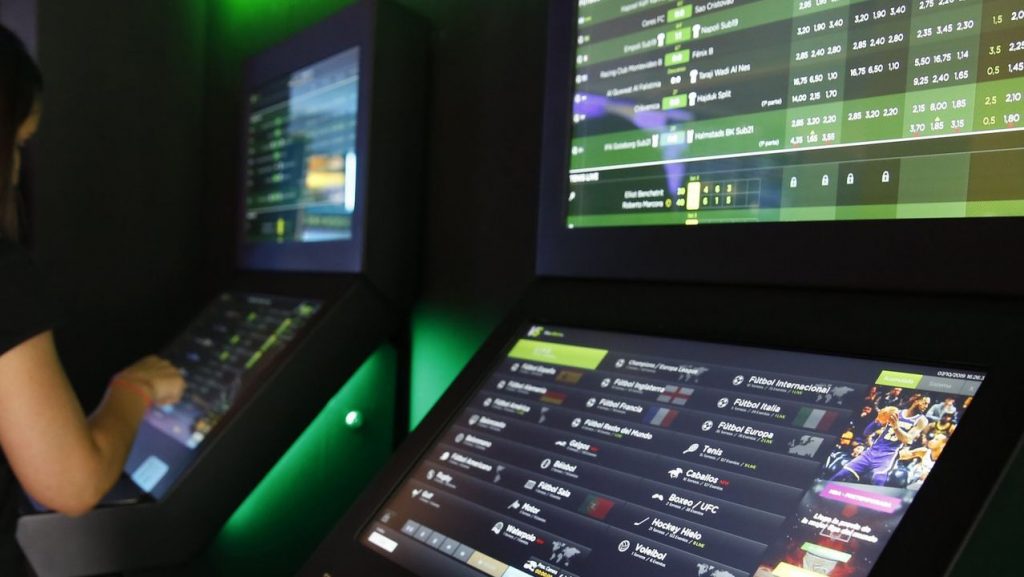 Unidas Podemos Cáceres por Cáceres presenta una moción para limitar la actividad de las casas de apuestas casas de apuesta