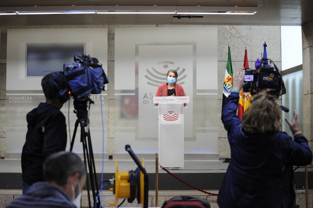 Unidas Por Extremadura exige al gobierno de Vara más transparencia y más refuerzos para afrontar la pandemia irene de miguel