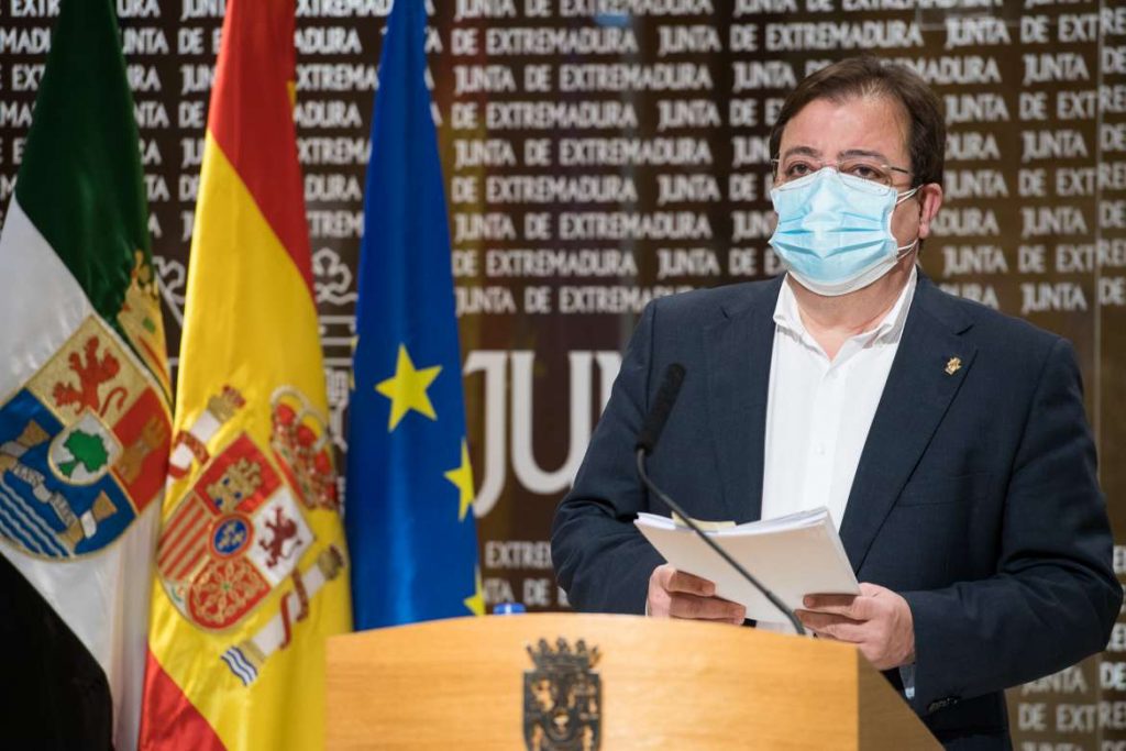 Vara hace balance de 2020: " “Nunca en la historia de Extremadura había habido posibilidad de invertir tantos recursos en sectores estratégicos en tan poco tiempo " vara dic 2020