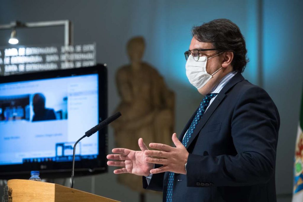 Vergeles no descarta cambios en las restricciones establecidas en Extremadura vergeles 1