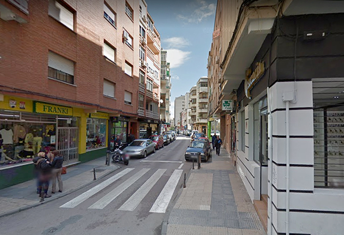 Iniciadas las obras de peatonalización de la calle Gómez Becerra de Cáceres con uno de los programas EDUSI gomezbecerra