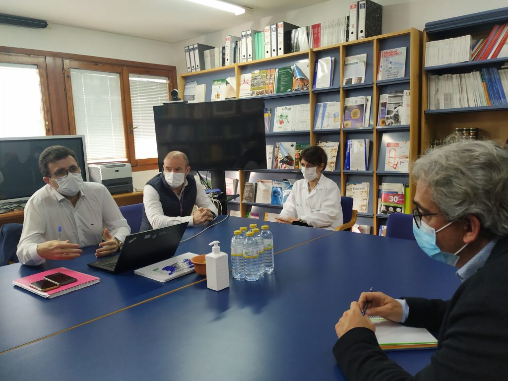 Unidas Por Extremadura insiste en que se debe aumentar la inversión en sanidad y sobre todo en contratación de personal Reunion Don Benito Villanueva