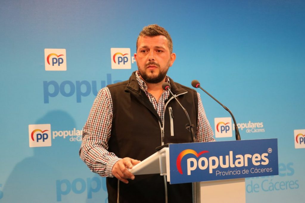 El PP pide que se ponga fin a la discriminación que sufre la provincia de Cáceres por parte de las administraciones gobernadas por el PSOE SERGIO REY 1200x800 1