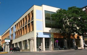 biblioteca caceres