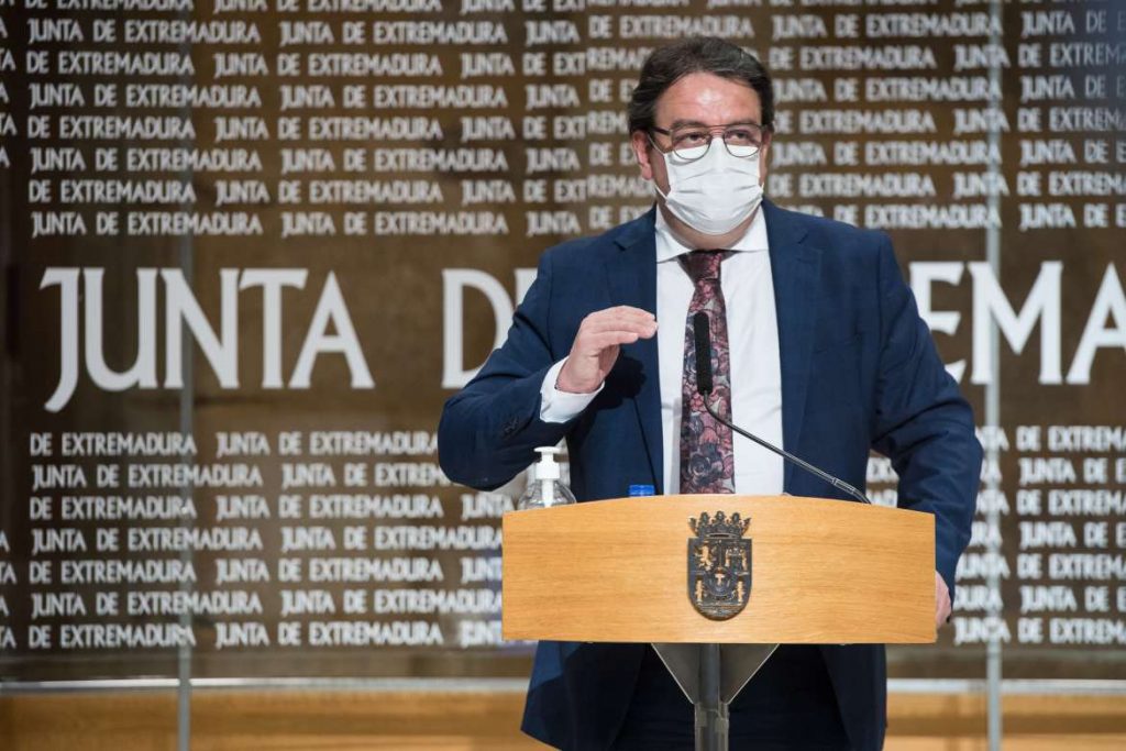 Vergeles: El descenso en la incidencia de la covid es fruto del trabajo colectivo de la sociedad extremeña vergeles