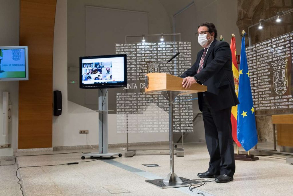 Extremadura estará cerrada en el puente de san José y en la Semana Santa para contener la expansión de la covid 19 vergeles 3