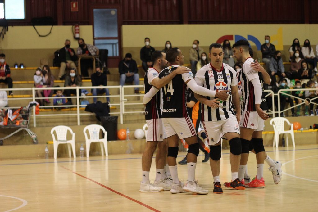 El CD Badajoz Extremadura de Superliga Masculina 2 cae en el derbi extremeño (0-3) volei ba