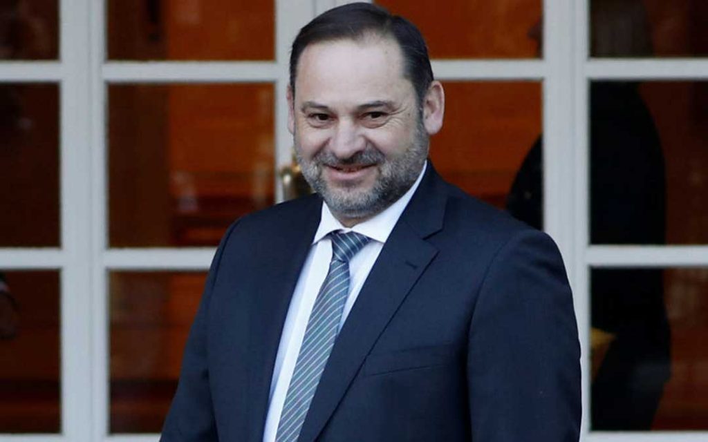 El ministro Ábalos anuncia en Extremadura la licitación antes del verano de las obras de la variante de la N-432 en Zafra abalos