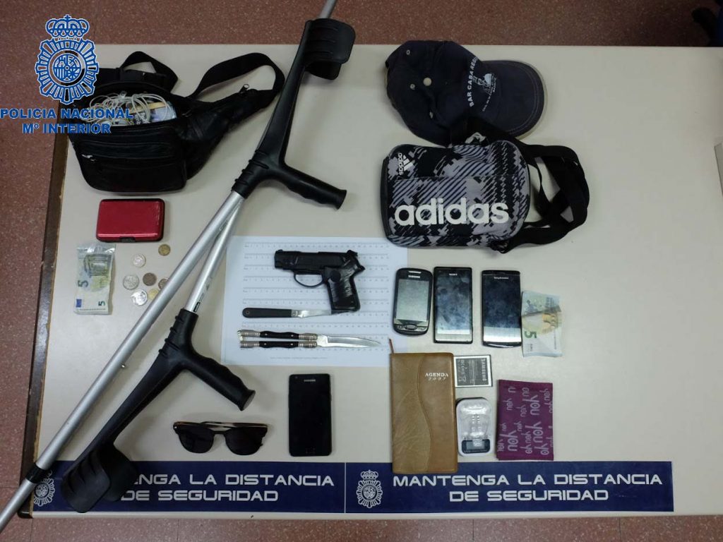 Detenidos los dos autores del robo a una joyería en la barriada pacense de la Estación atraco