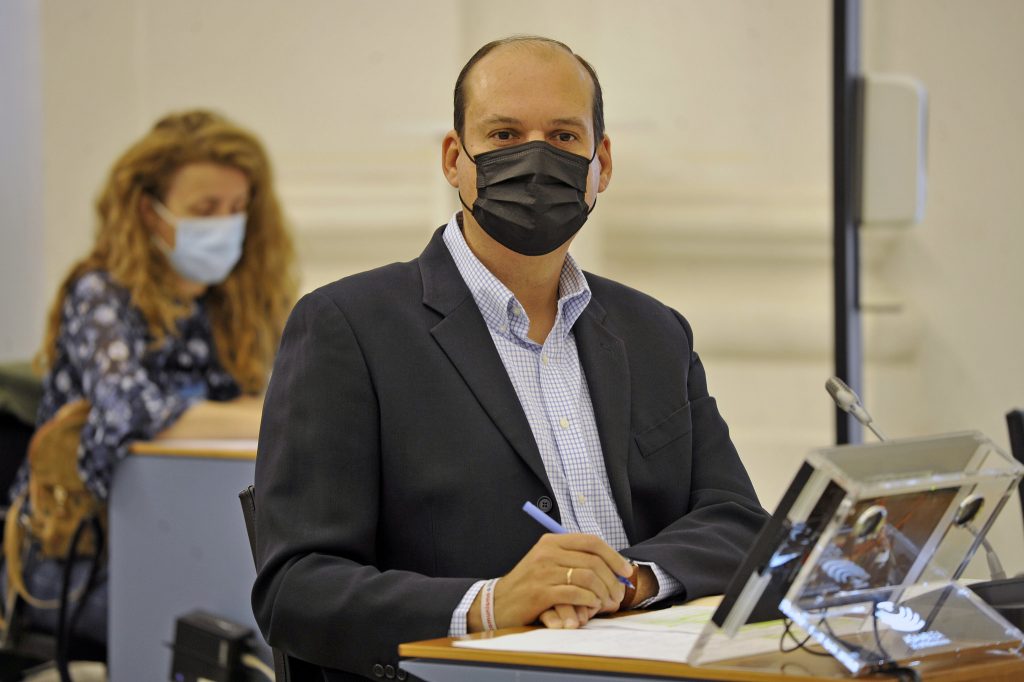 Carrón, PP: Extremadura no cuenta para Moncloa en la captación de fondos vinculados al Plan de Recuperación y Resiliencia carron pp mascarilla mayo 2