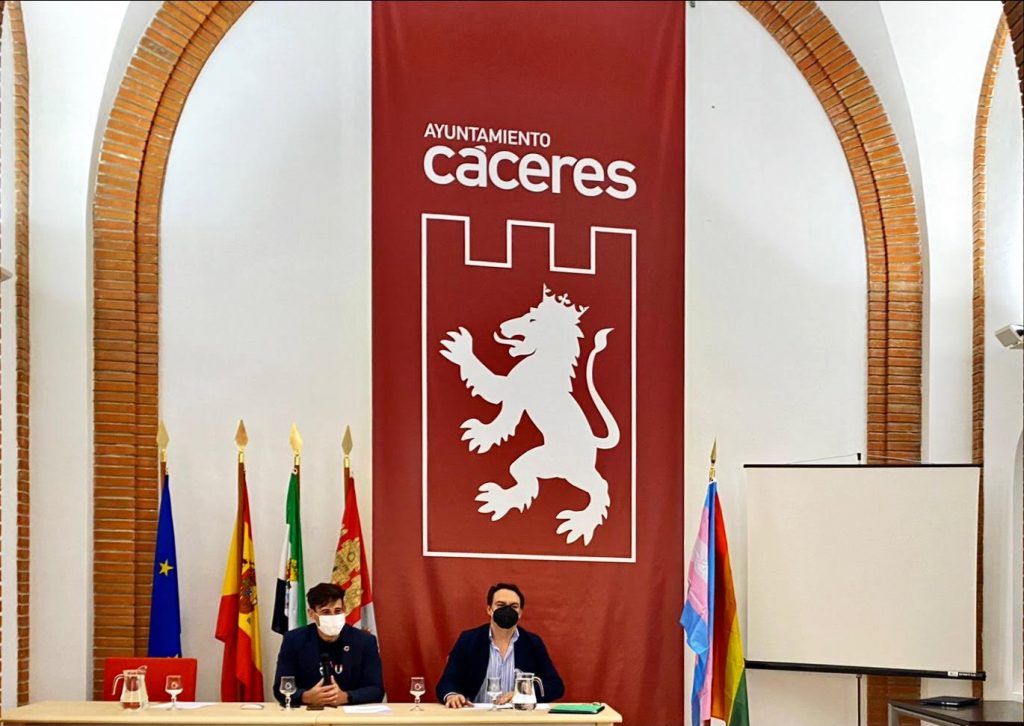 Constituido el Consejo Sectorial de Igualdad LGBTI de Cáceres deivi