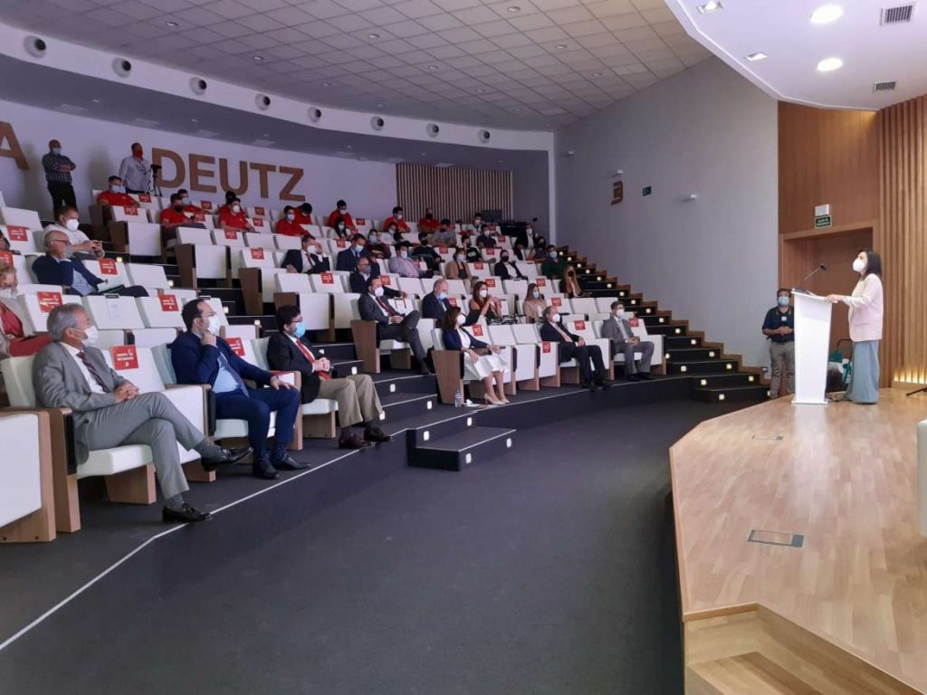 Acto de Adhesión de la firma Deutz Spain a la Alianza para la FP Dual de la Fundación Bertelsmann deuzt diter