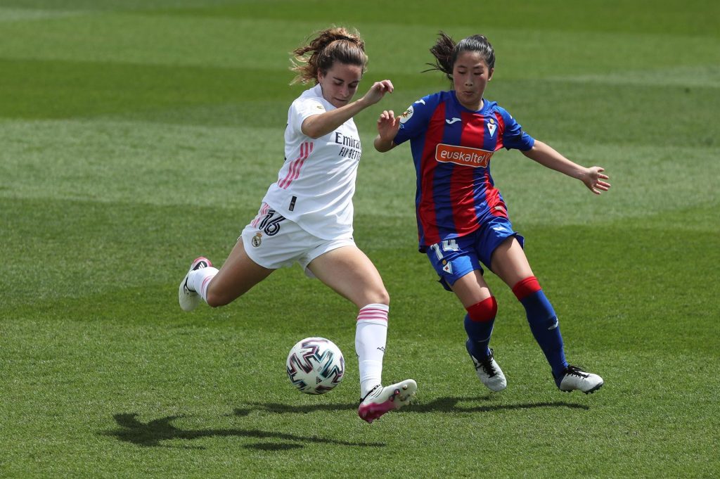 Comentario machista e imperdonable: "No tenían que jugar nunca estas feminazis que quieren igualdad" furtbol femenino