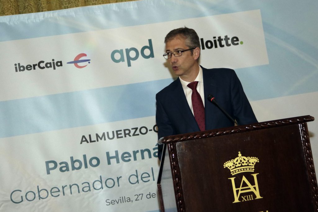 Pablo Hernández de Cos: “hay que evitar un endurecimiento prematuro de las condiciones de financiación que dificultaría la recuperación” gobernador