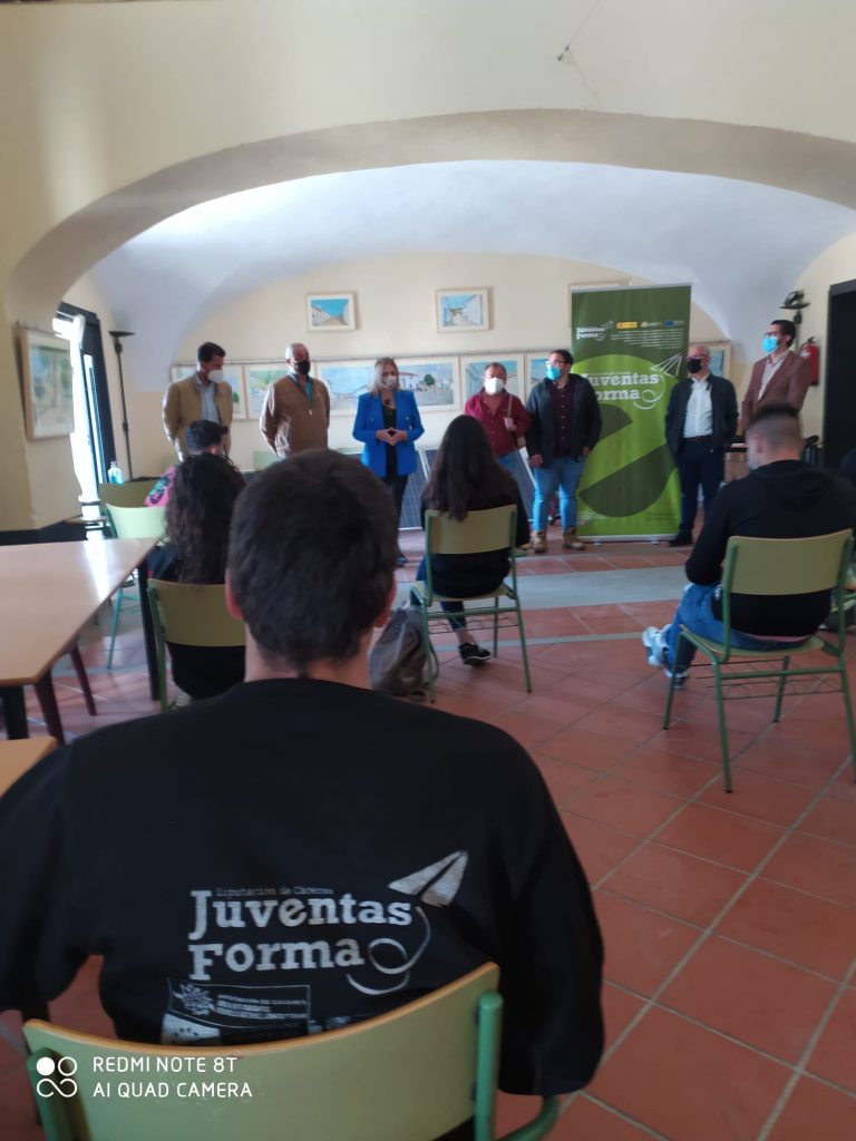 Un nuevo curso de Juventas Forma prepara a jóvenes para incorporarse al sector energético, de especial pujanza en el medio rural juventus