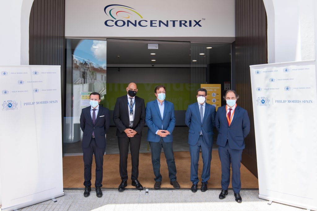 La compañía Philip Morris inaugura en Olivenza su primer call center para usuarios de IQOS en España aperturaCallCenterPMS