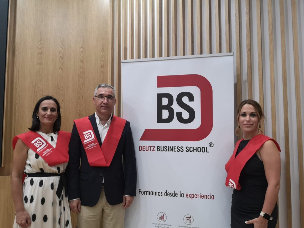 Finaliza el curso de postgrado “Black Belt Lean Practitioner”en el que han participado tres trabajadores del Balneario El Rapos, impartido por la Deutz Business School raposo 1