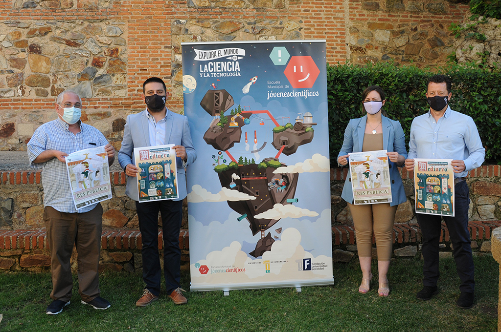 Casas del Monte y Pinofranqueado reciben este verano a las Escuelas Municipales de Jóvenes Científicos cc