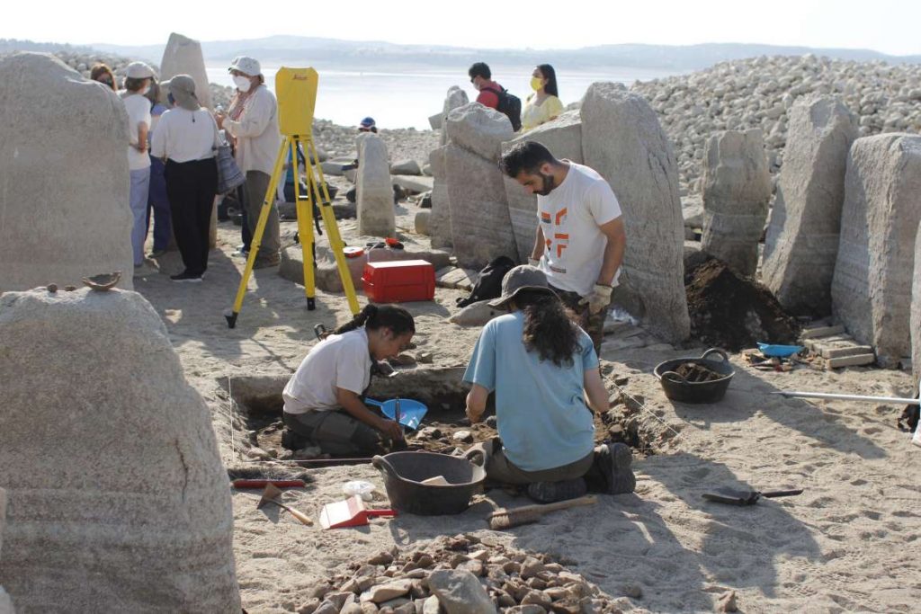 Continúan los trabajos, estudios y conservación del dolmen de Guadalperal dolmen guadalperal