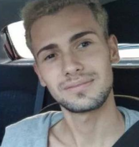 joven a coruna